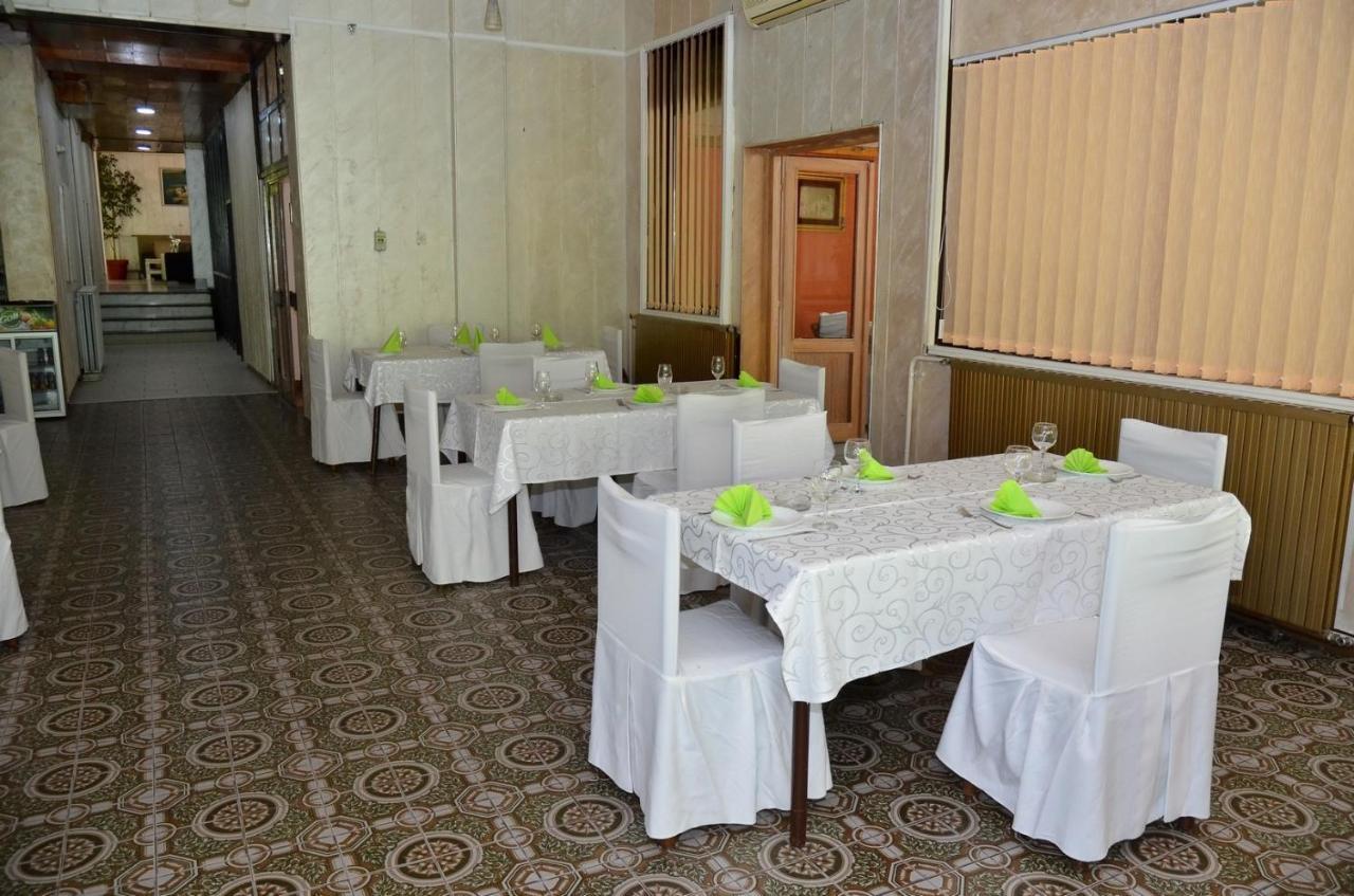 Hotel Resava Despotovac Kültér fotó